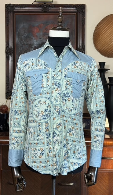 Vintage 1970s Handkerchief Styled Western Shirt Blue